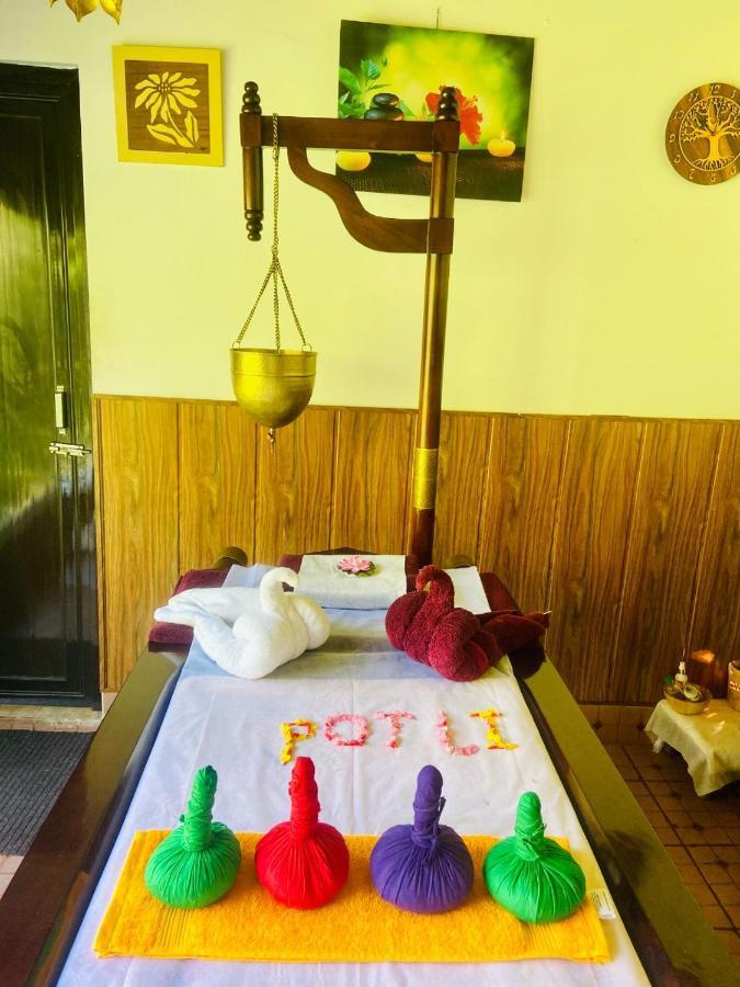 Veda5 Wellness Retreat & Spa Old Goa Ngoại thất bức ảnh